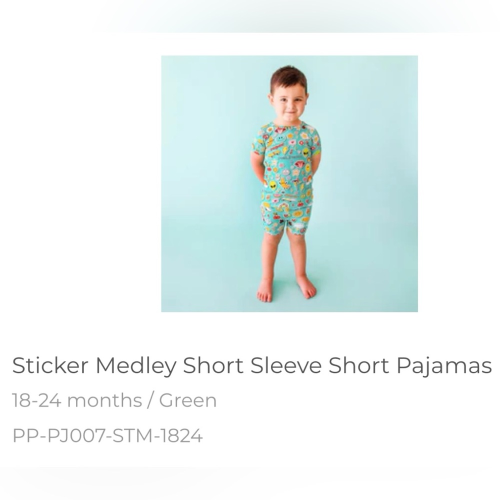 Posh Peanut Sticker Medley Short Sleeve Short Pajamas
18-24 months / Green